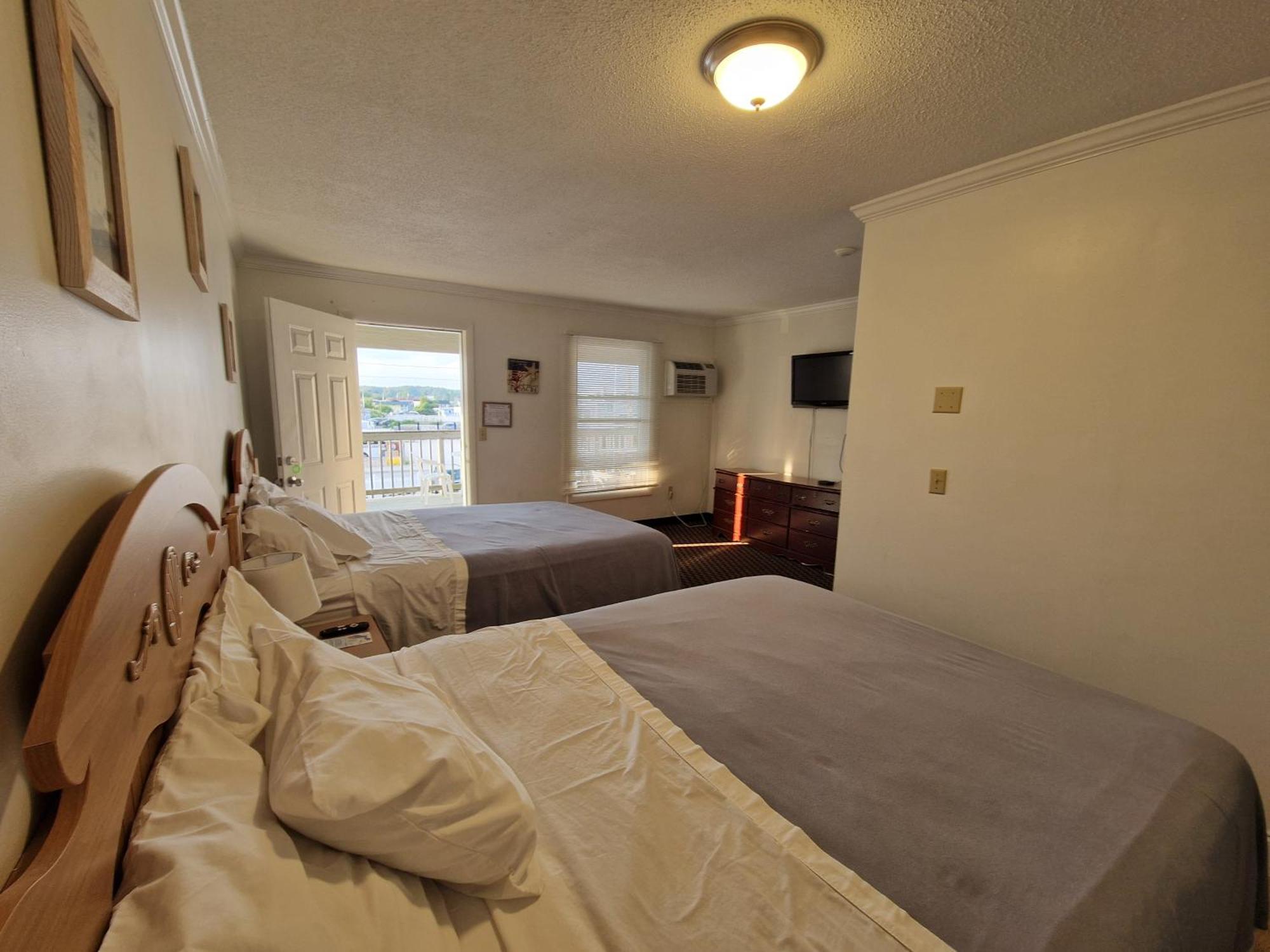 Sandcastle Beachfront Inn Westerly Exteriér fotografie